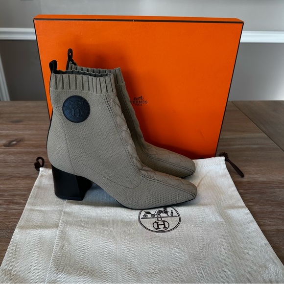 Hermès Volver 60 mm booties ankle boots in size 40.5 - Picture 3 of 11